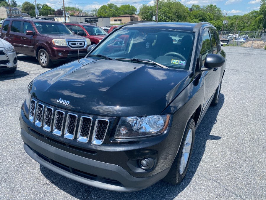 2015 Jeep Compass 4WD 4dr Sport photo