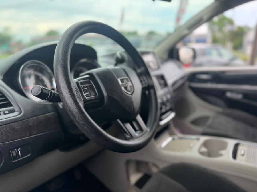 2016 Dodge Grand Caravan 4dr Wgn SXT photo