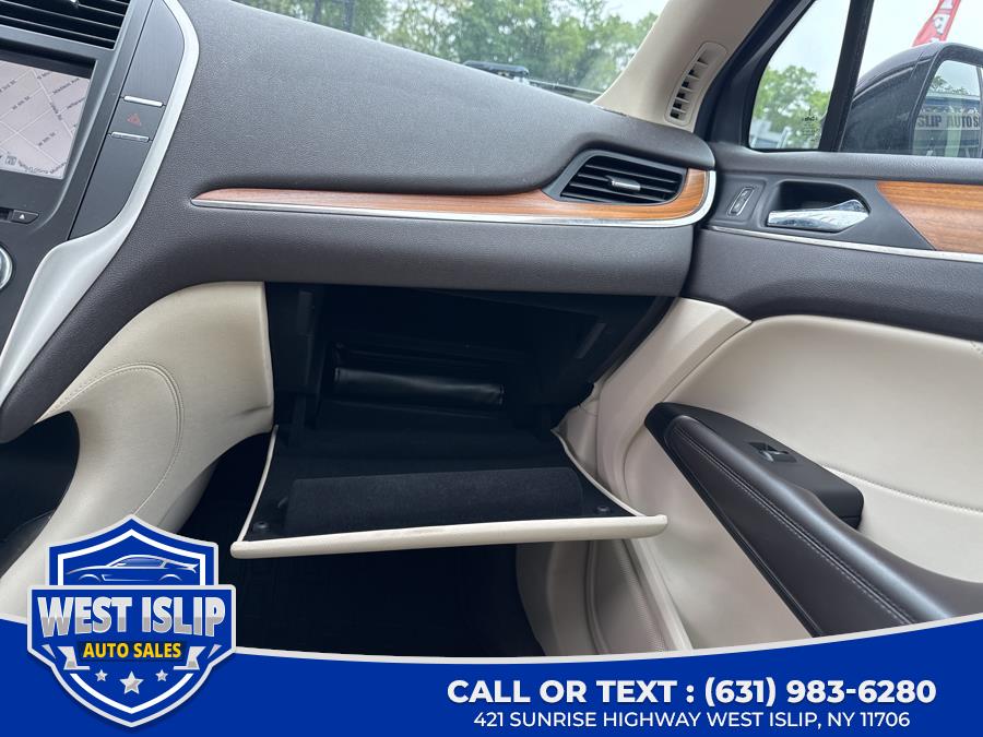 2016 Lincoln MKC Reserve photo 37