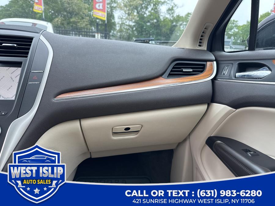 2016 Lincoln MKC Reserve photo 36