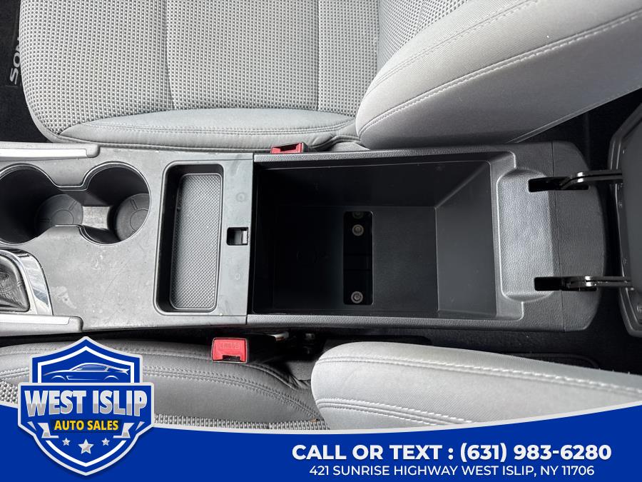 2011 Hyundai Sonata GLS photo