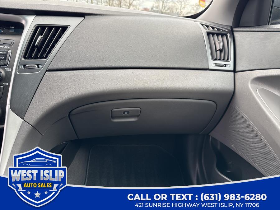 2011 Hyundai Sonata GLS photo