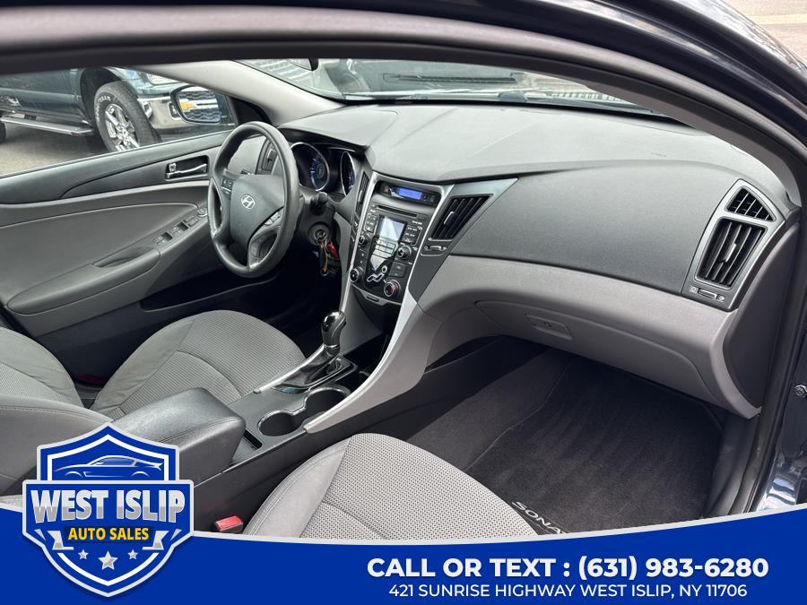 2011 Hyundai Sonata GLS photo