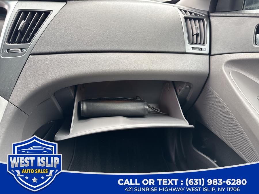 2011 Hyundai Sonata GLS photo