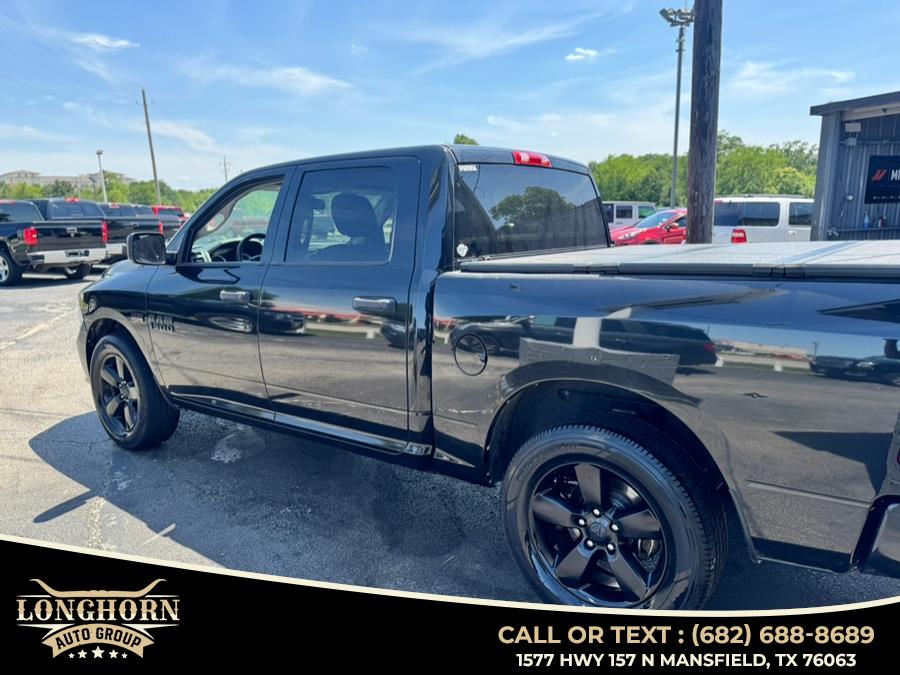 2016 RAM 1500 2WD Crew Cab 140.5
