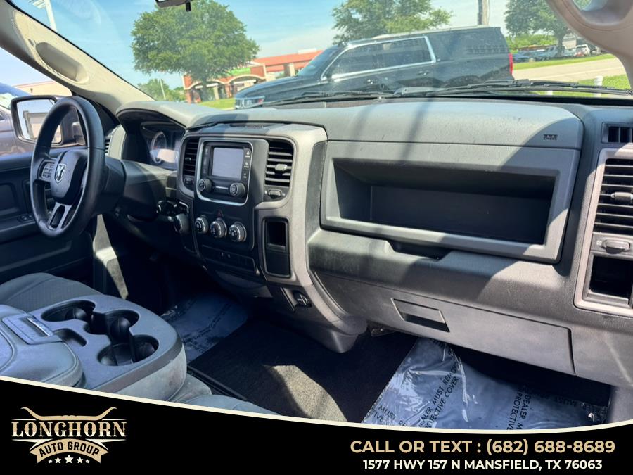 2016 RAM 1500 2WD Crew Cab 140.5