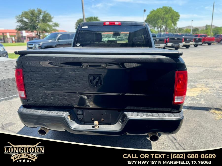 2016 RAM 1500 2WD Crew Cab 140.5