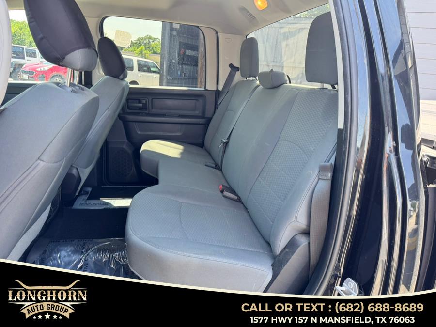 2016 RAM 1500 2WD Crew Cab 140.5