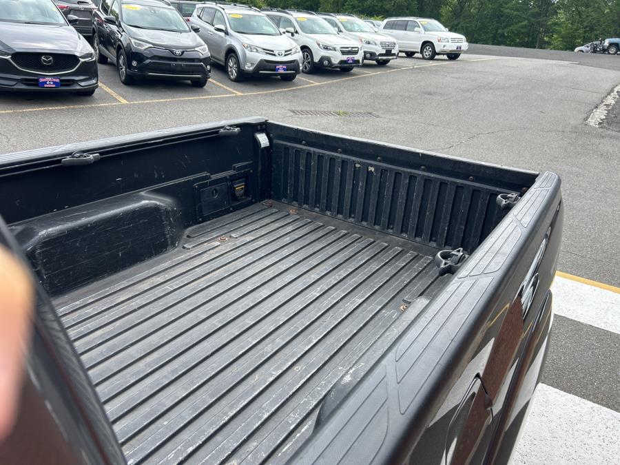 2014 Toyota Tacoma V6 photo