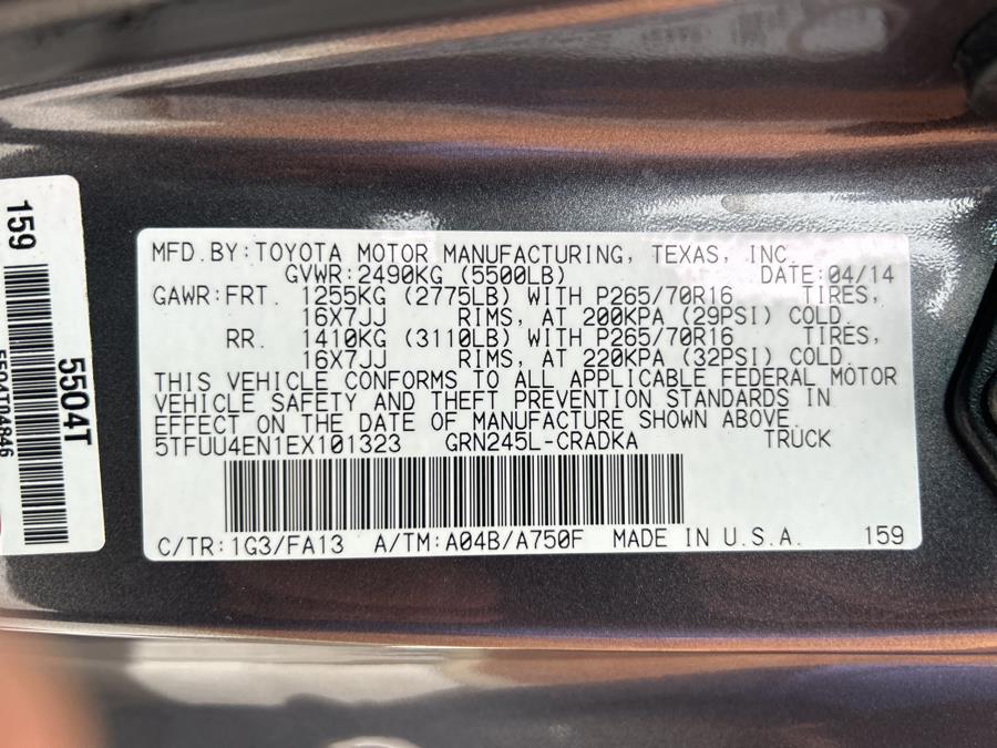 2014 Toyota Tacoma V6 photo