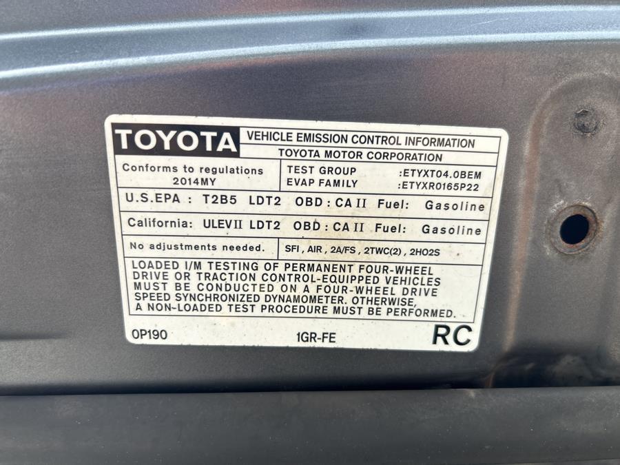 2014 Toyota Tacoma V6 photo