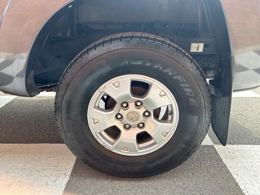 2014 Toyota Tacoma V6 photo