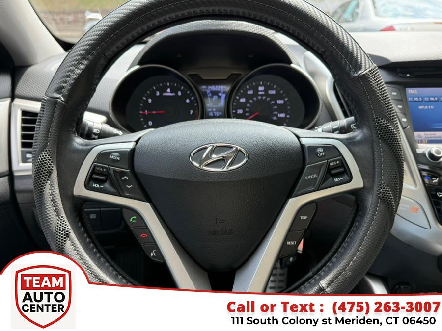 2012 Hyundai Veloster photo