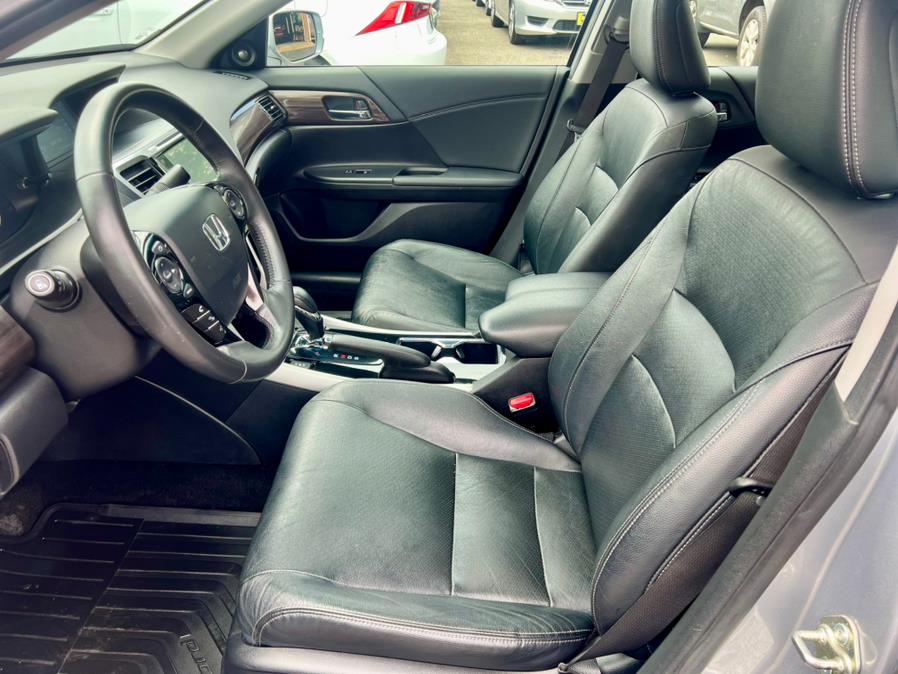 2017 Honda ACCORD SEDAN EX-L V6 Auto photo