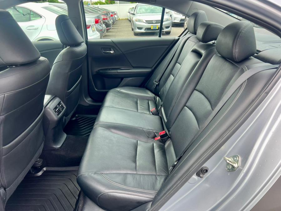 2017 Honda ACCORD SEDAN EX-L V6 Auto photo