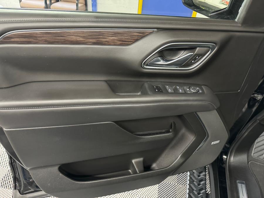 2021 Chevrolet Suburban 4WD 4dr Z71 photo