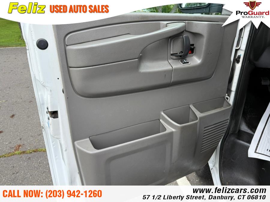 2015 Chevrolet Express Cargo Van RWD 3500 135