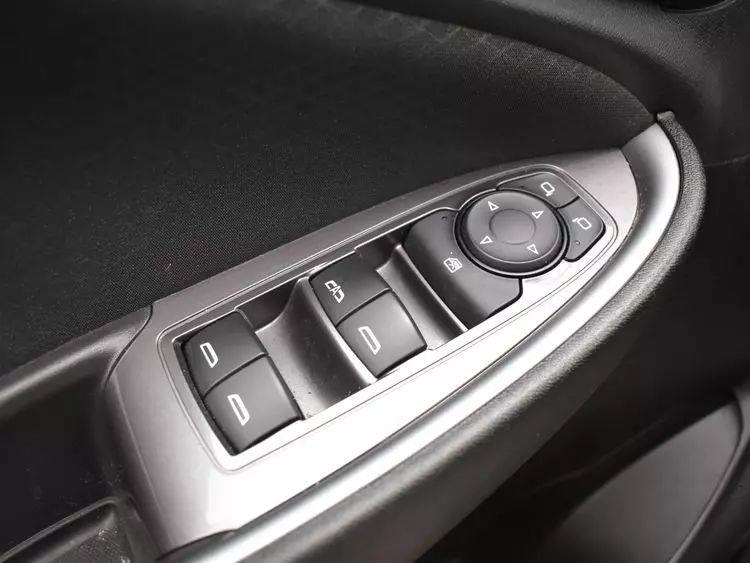 2023 Chevrolet Malibu 1LT Sedan 4D photo