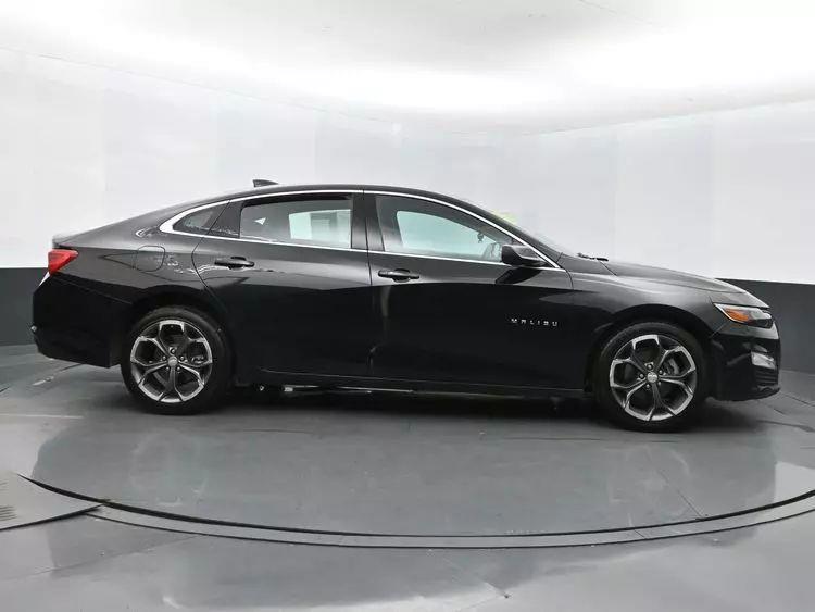 2023 Chevrolet Malibu 1LT Sedan 4D photo