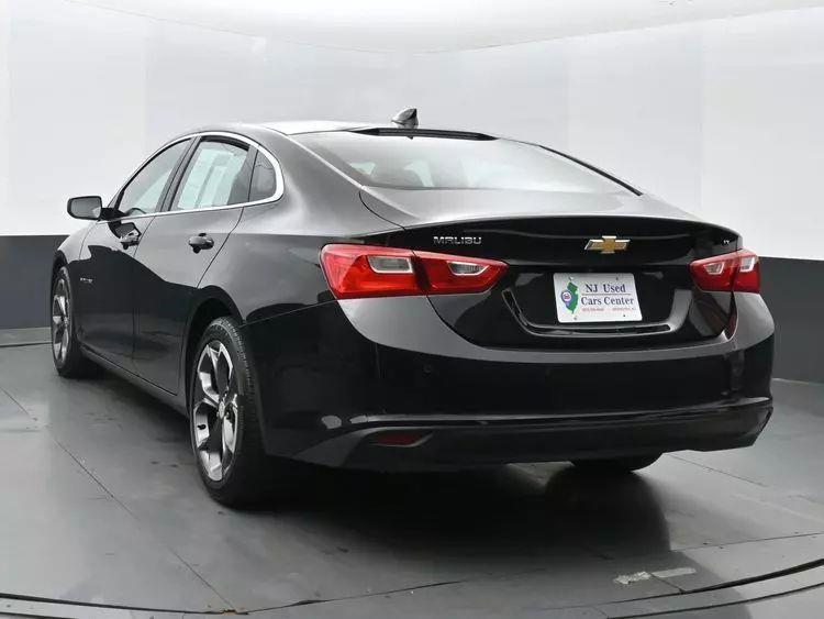 2023 Chevrolet Malibu 1LT Sedan 4D photo