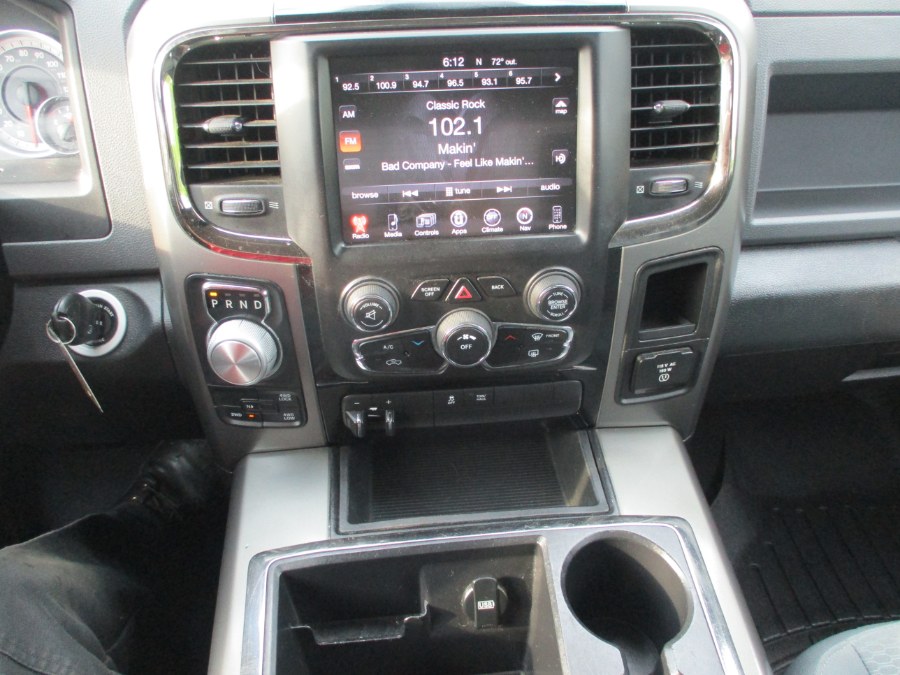 2016 RAM 1500 4WD Quad Cab 140.5