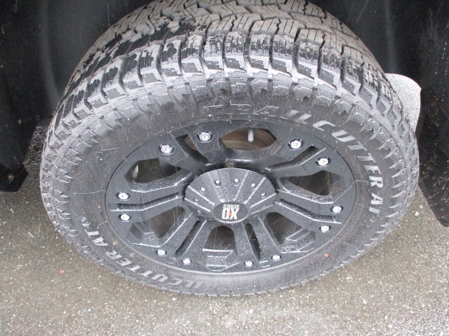 2016 RAM 1500 4WD Quad Cab 140.5