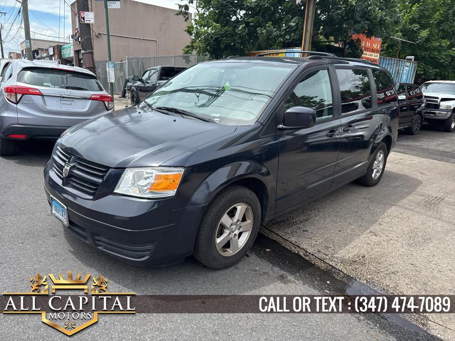 2008 Dodge Grand Caravan SE photo