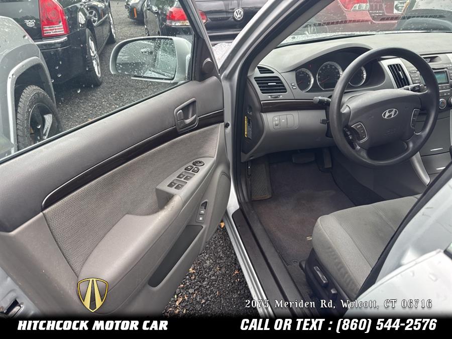 2010 Hyundai Sonata GLS photo