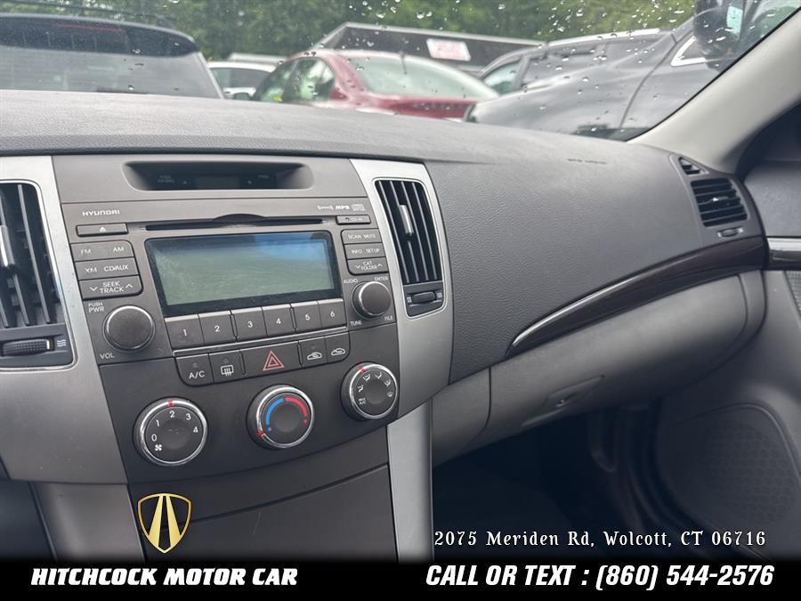 2010 Hyundai Sonata GLS photo