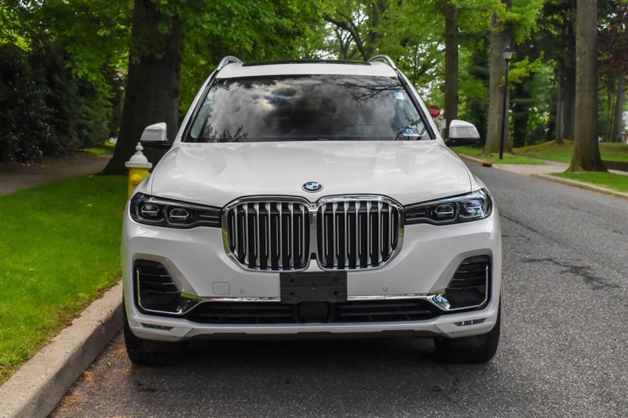2019 BMW X7 xDrive40i AWD 4dr Sports Activ photo