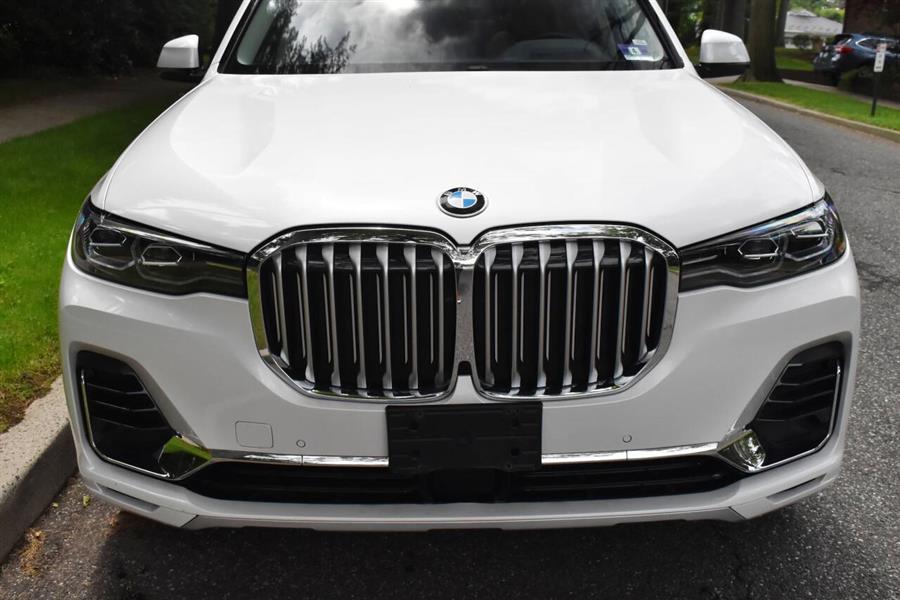 2019 BMW X7 xDrive40i AWD 4dr Sports Activ photo