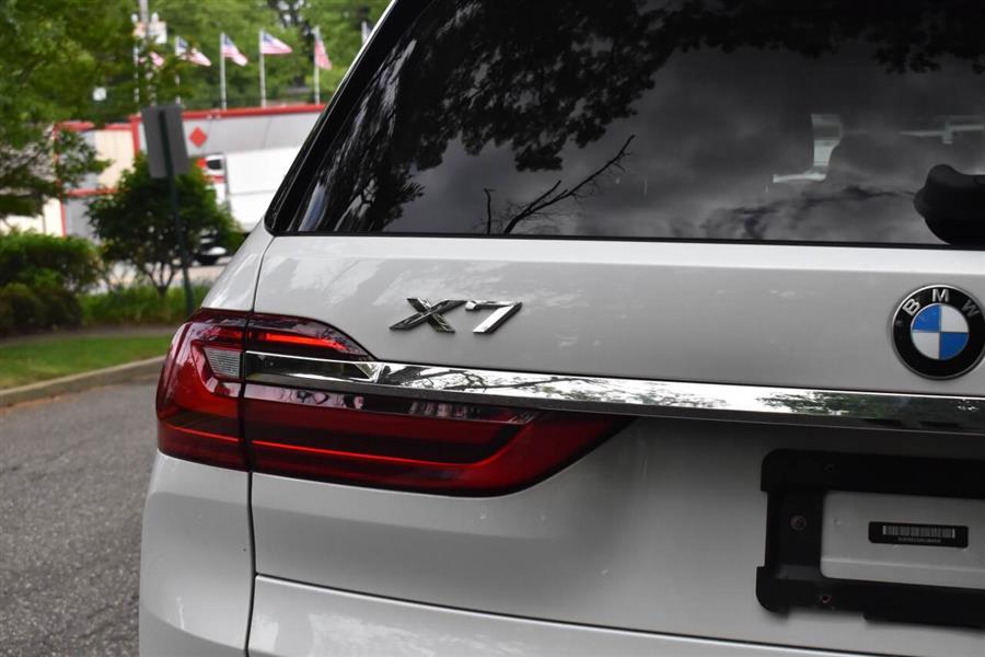 2019 BMW X7 xDrive40i AWD 4dr Sports Activ photo