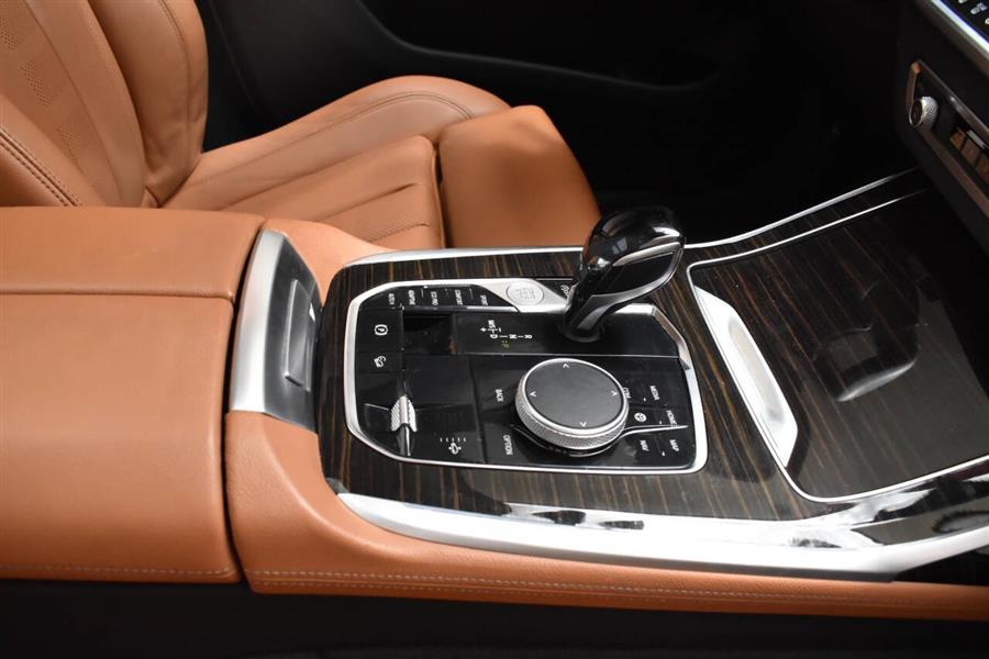 2019 BMW X7 xDrive40i AWD 4dr Sports Activ photo