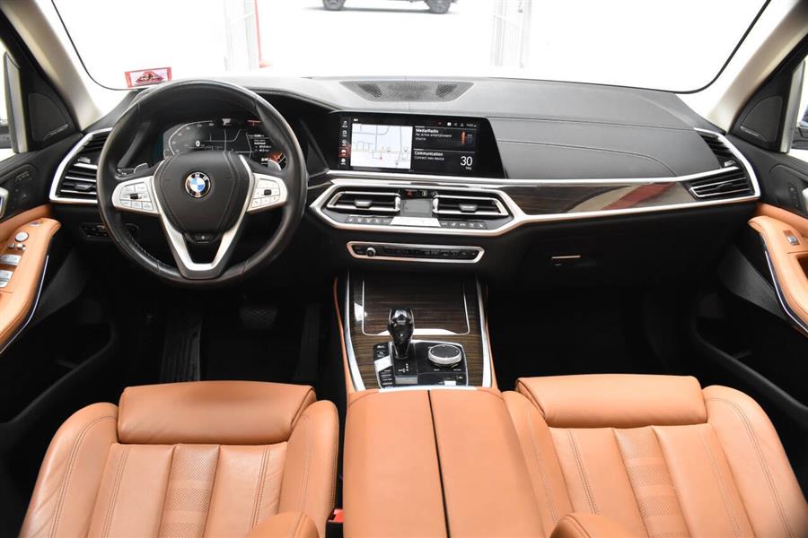 2019 BMW X7 xDrive40i AWD 4dr Sports Activ photo