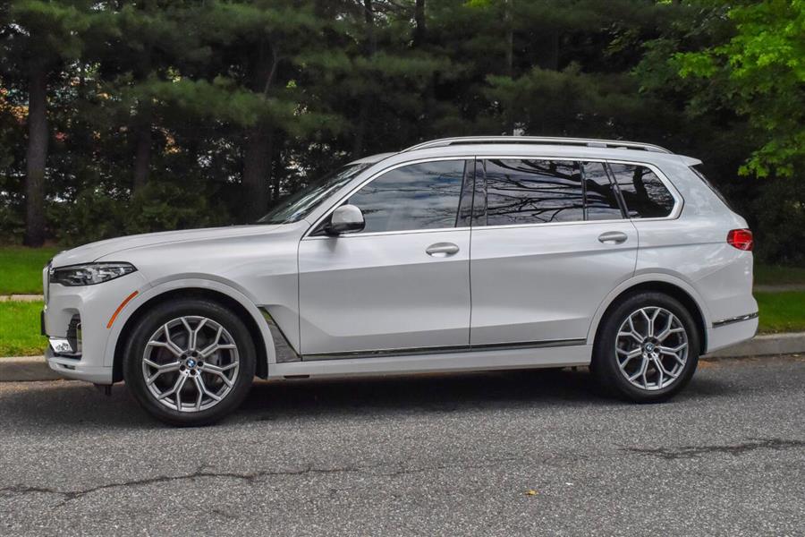 2019 BMW X7 xDrive40i AWD 4dr Sports Activ photo