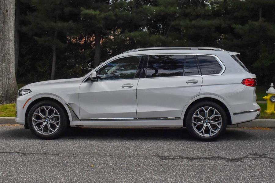 2019 BMW X7 xDrive40i AWD 4dr Sports Activ photo