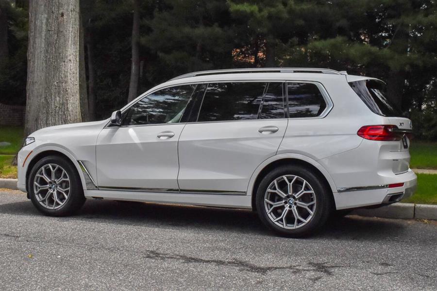 2019 BMW X7 xDrive40i AWD 4dr Sports Activ photo