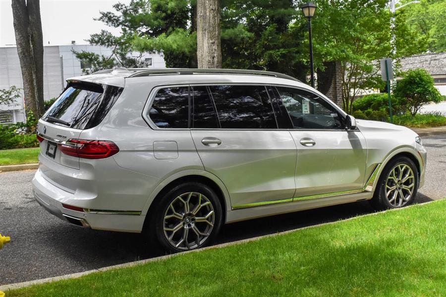 2019 BMW X7 xDrive40i AWD 4dr Sports Activ photo