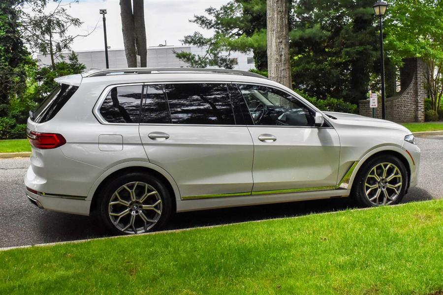 2019 BMW X7 xDrive40i AWD 4dr Sports Activ photo