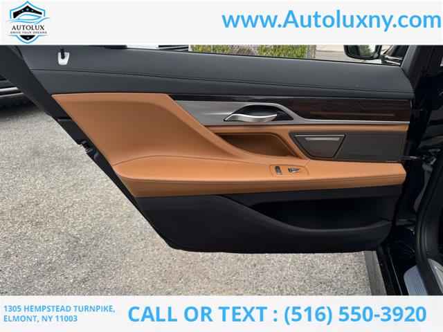 2022 BMW 7-Series 750i xDrive photo