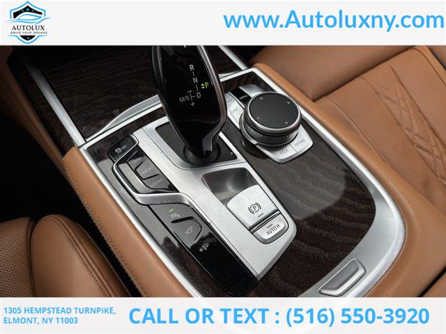 2022 BMW 7-Series 750i xDrive photo