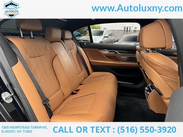 2022 BMW 7-Series 750i xDrive photo