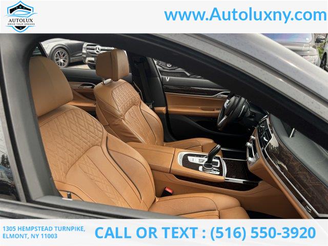 2022 BMW 7-Series 750i xDrive photo