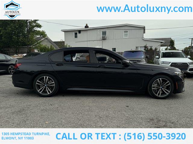 2022 BMW 7-Series 750i xDrive photo