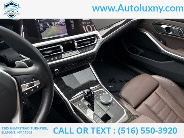 2022 BMW 3-Series 330i xDrive photo