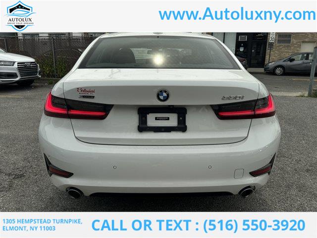 2022 BMW 3-Series 330i xDrive photo