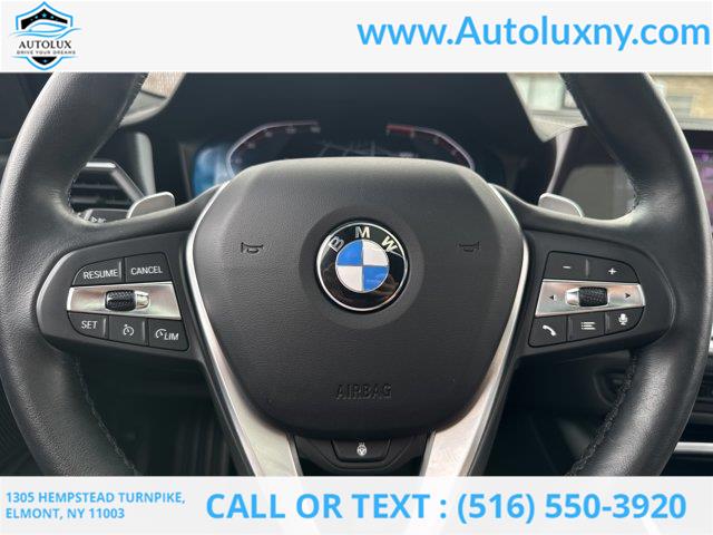 2022 BMW 3-Series 330i xDrive photo