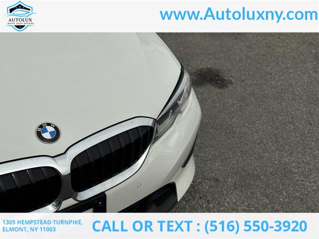 2022 BMW 3-Series 330i xDrive photo