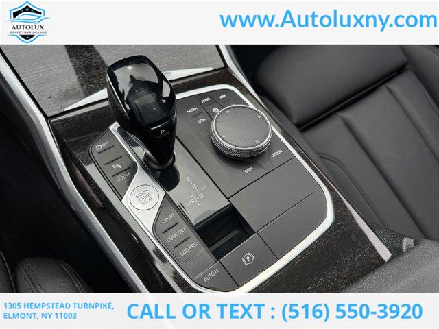 2019 BMW 3-Series 330i xDrive photo
