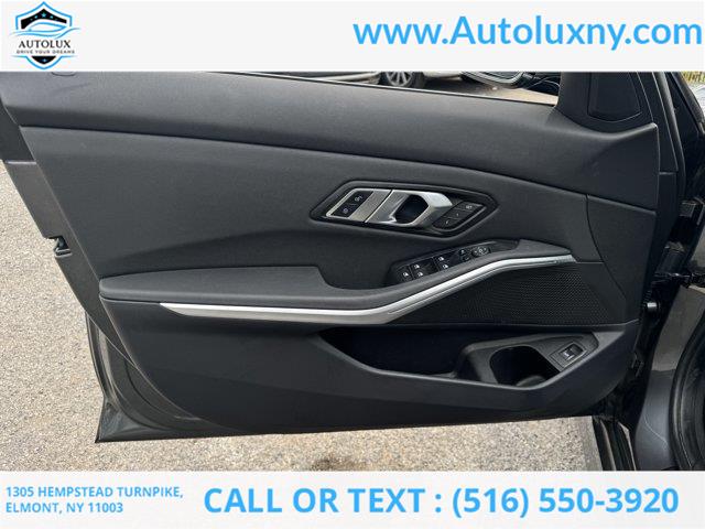 2019 BMW 3-Series 330i xDrive photo